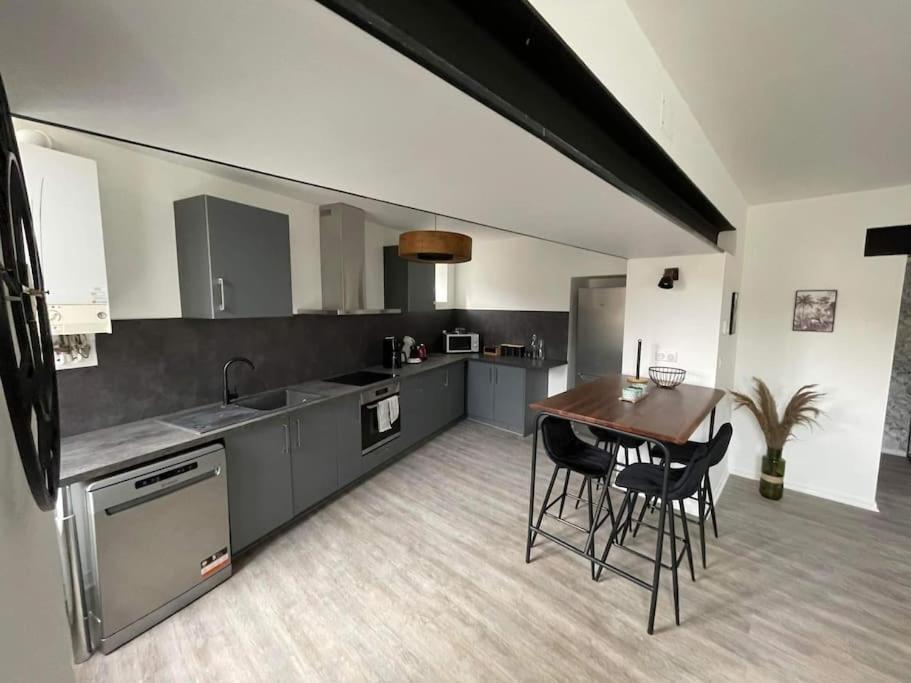 Appartement Jungle- Hypercentre -Charleville Ngoại thất bức ảnh